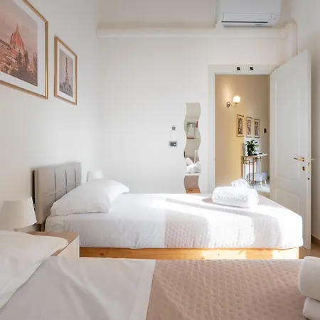 Apartment Keys Of Italy - Monaco 9 - 2 Bedrooms Flat Nearby The Train Station Florence