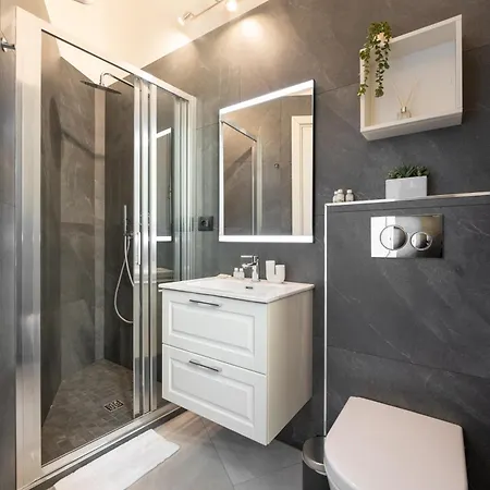 Keys Of Italy - Monaco 9 - 2 Bedrooms Flat Nearby The Train Station Florence