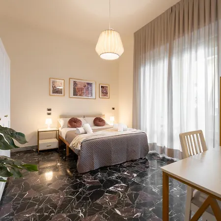 Keys Of Italy - Monaco 9 - 2 Bedrooms Flat Nearby The Train Station * Florence