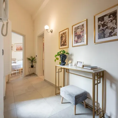 Apartment Keys Of Italy - Monaco 9 - 2 Bedrooms Flat Nearby The Train Station *