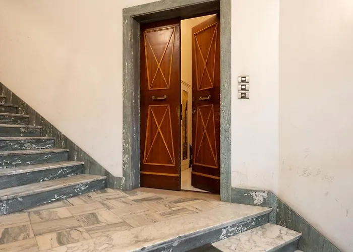 Keys Of Italy - Monaco 9 - 2 Bedrooms Flat Nearby The Train Station Флоренция