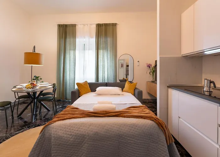 Keys Of Italy - Monaco 9 - 2 Bedrooms Flat Nearby The Train Station Флоренция