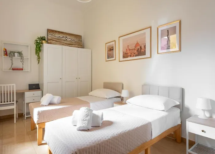 Апартаменты Keys Of Italy - Monaco 9 - 2 Bedrooms Flat Nearby The Train Station Флоренция
